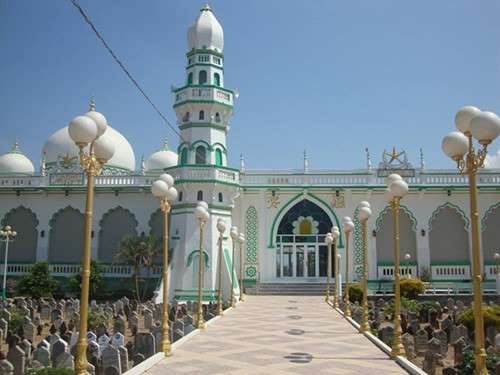 Jamiul Azhar Mosque - An Giang province (Mekong delta)